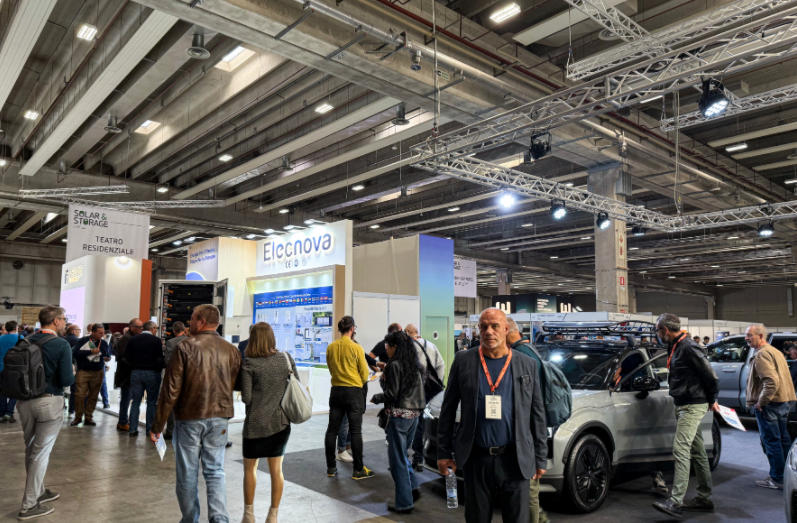 elecnova-energy-showcases-dual-exhibitions-2.jpg elecnova-energy-showcases-dual-exhibitions-2.jpg